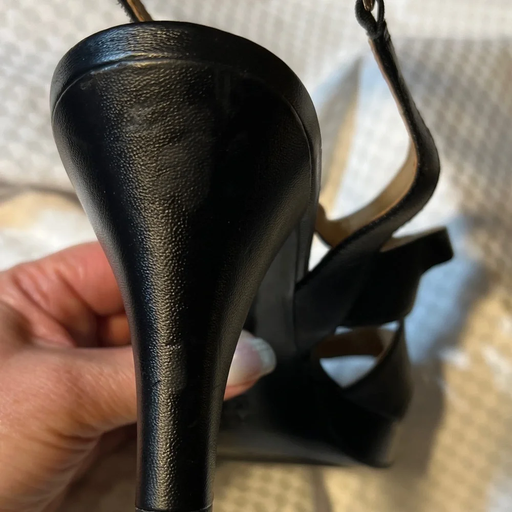 Naturalizer, Pressley, size 8.5 Black Strappy Heels - Picture 9 of 9